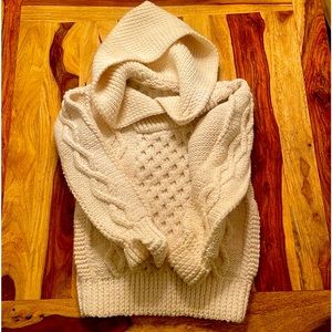 IMPORTED WOOL BLEND TEXTURED CHUNKY CABLE KNIT HOODED SWEATER